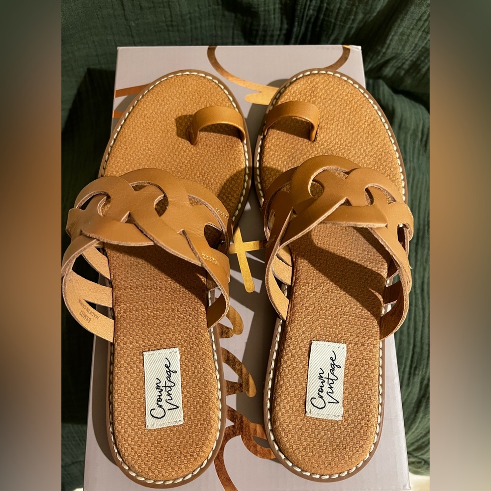 CROWN VINTAGE ARAVEDI SANDAL